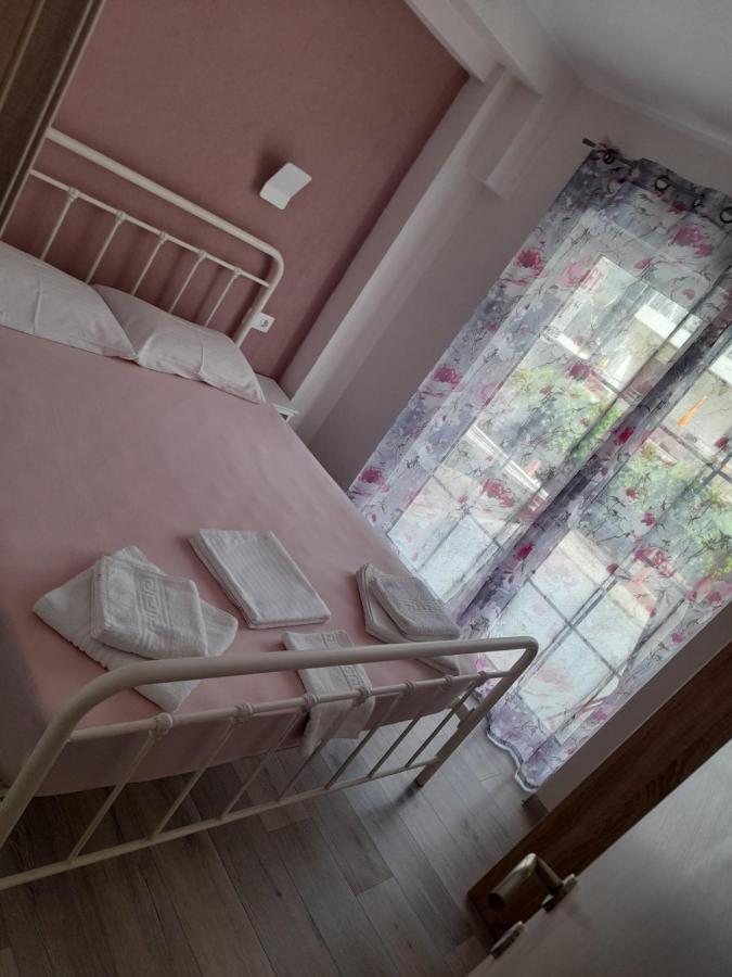 Perea White Suites Peraía Екстериор снимка